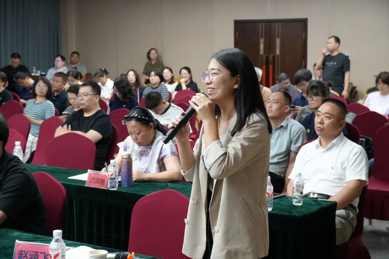 e4c5f970176cc045750b18f8fc09bb2c.jpg e4c5f970176cc045750b18f8fc09bb2c.jpg