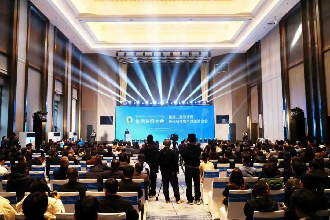 04e35dab18d5297787662a6bf7e7e881.jpg 04e35dab18d5297787662a6bf7e7e881.jpg