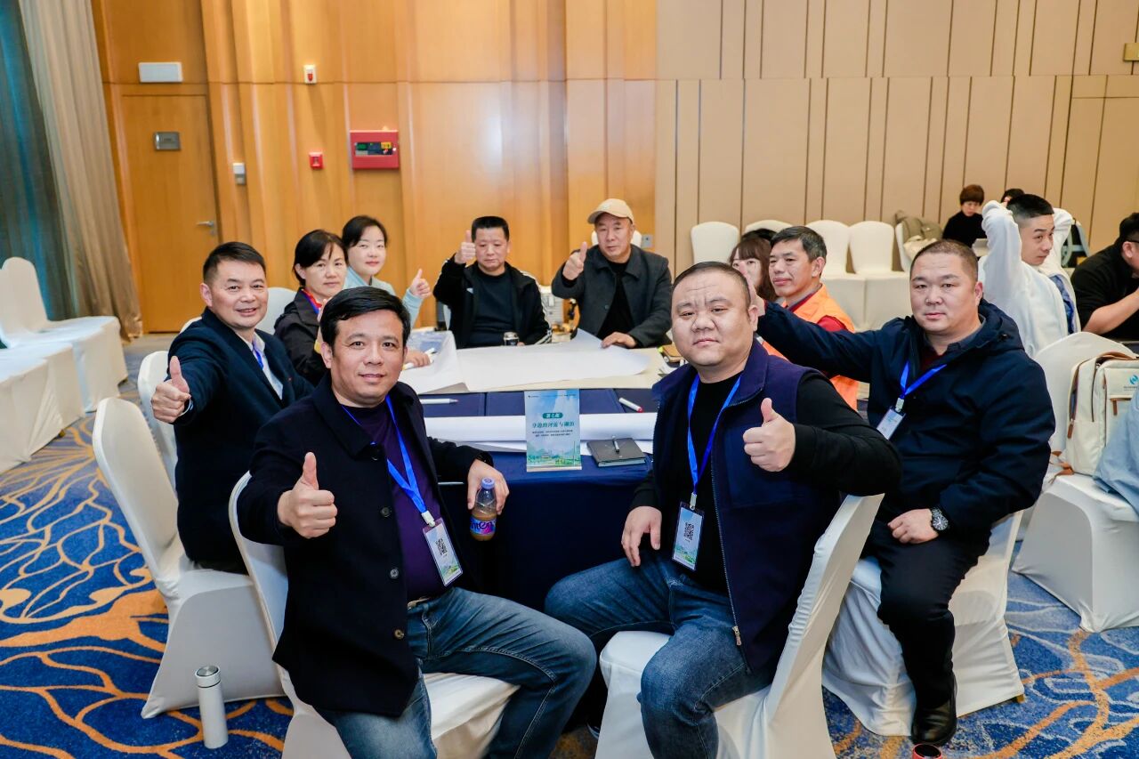 38363f63f0d5520ddedc9653d859afc7.jpg 38363f63f0d5520ddedc9653d859afc7.jpg