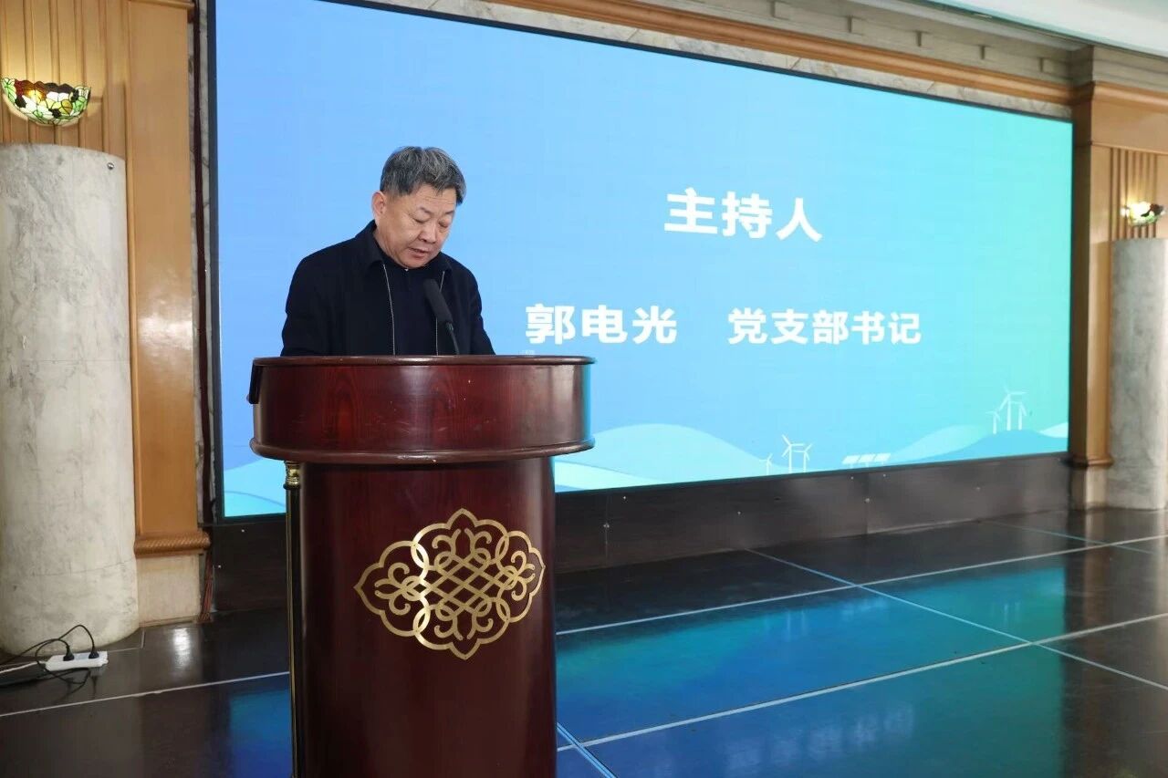 285261efeaf517cd59ba59a682bd883e.jpg 285261efeaf517cd59ba59a682bd883e.jpg