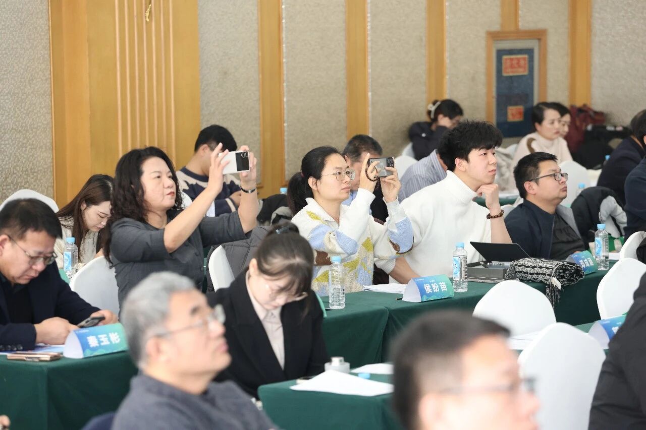 86bb8fec77c0bd81ef6b57fc8abfb473.jpg 86bb8fec77c0bd81ef6b57fc8abfb473.jpg